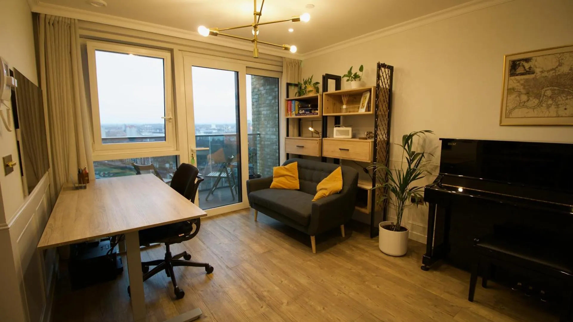 Luxury Surrey Quays Apartment London