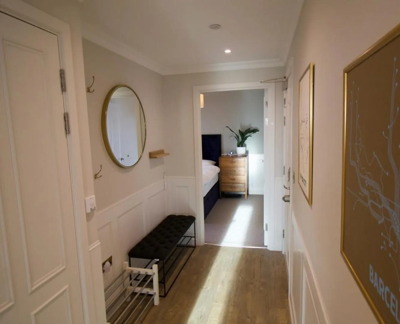 Luxury Surrey Quays Apartment 런던